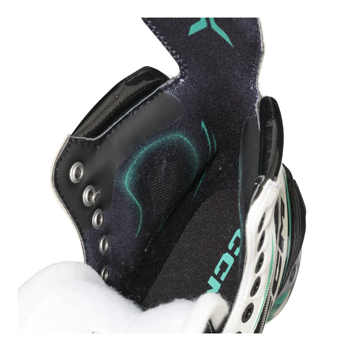 Kolečkové brusle CCM Jetspeed FT870R